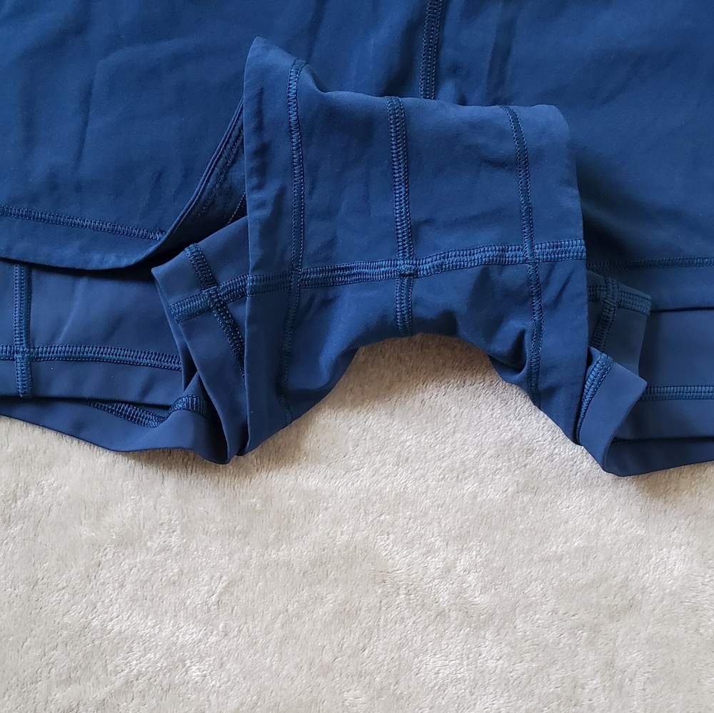 Lululemon Break Free Running Short. - Picture 9 of 16